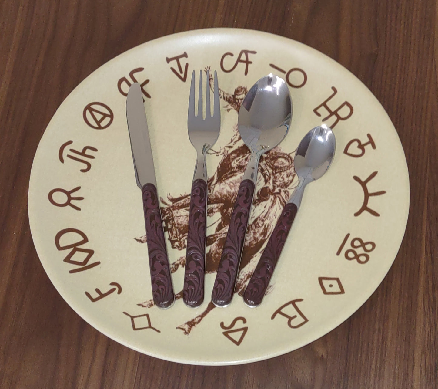 "Tooled Leather" 16-Piece Stainless Steel Western Flatware Set