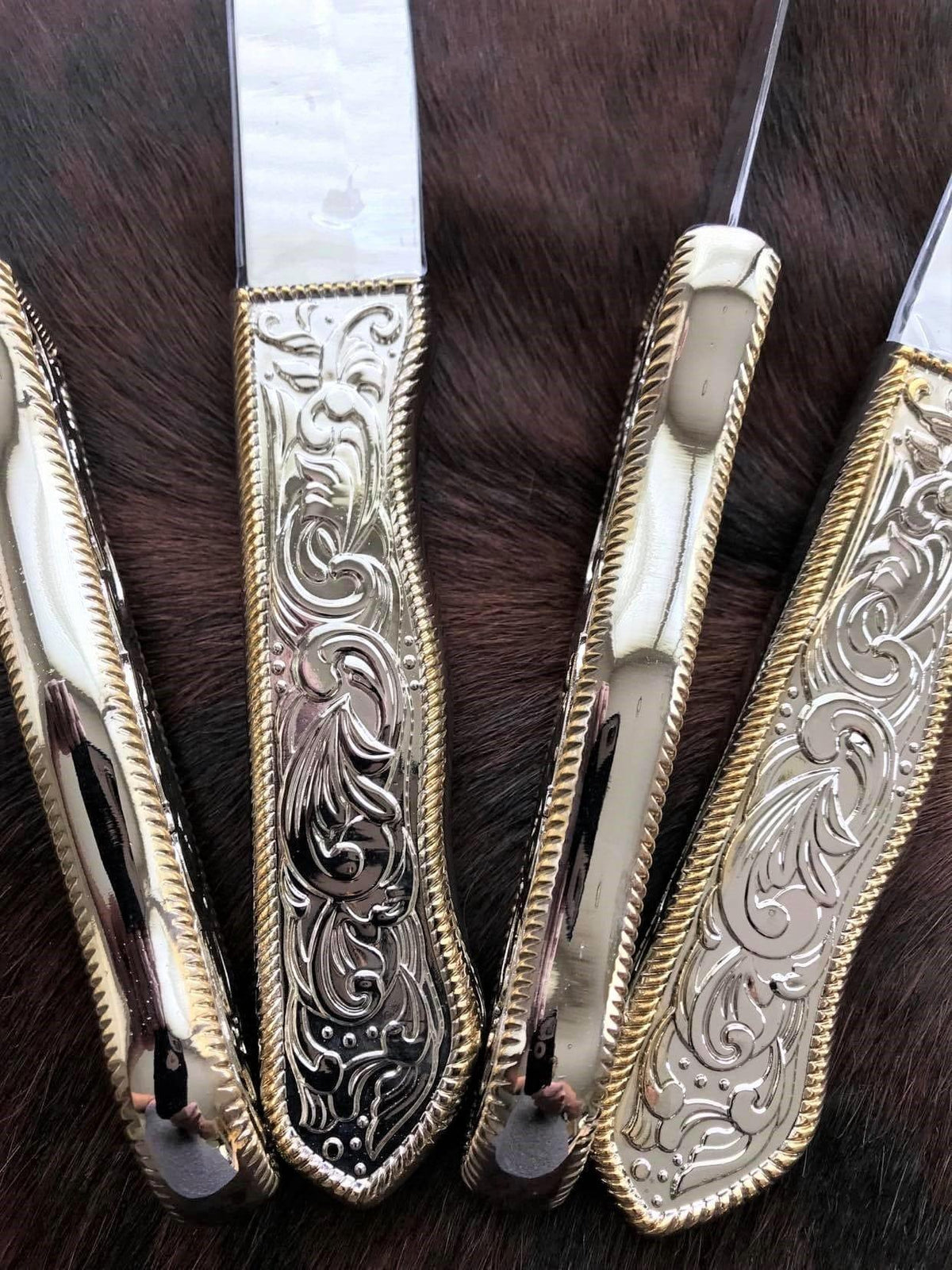 Cowboy Living Western Buckle Stainless Silverware Steak Knives (Set of 4)