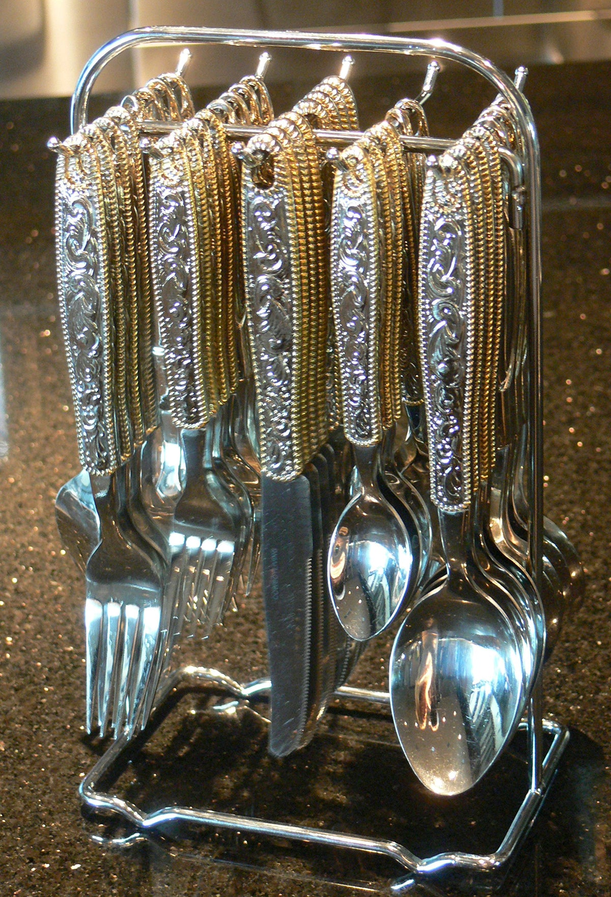 Cowboy Living Chrome Flatware Stand for Western Buckle Flatware, Holds 40 pieces